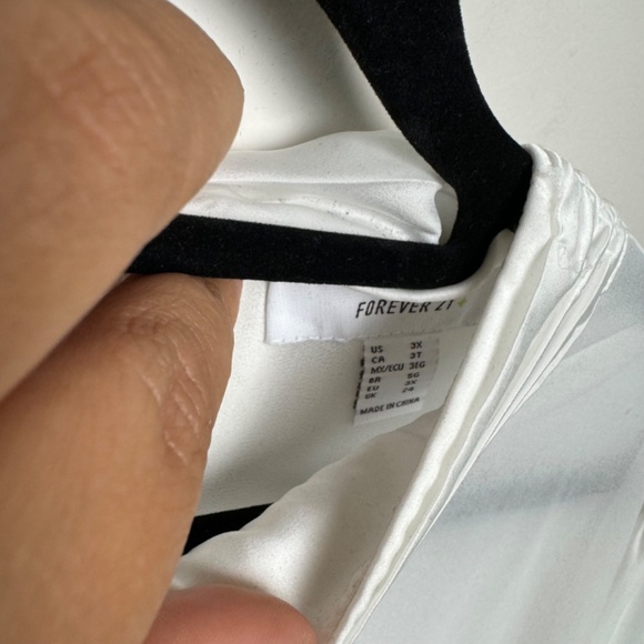 Forever 21 Sheer Blouse with satin neckline - Picture 5 of 7